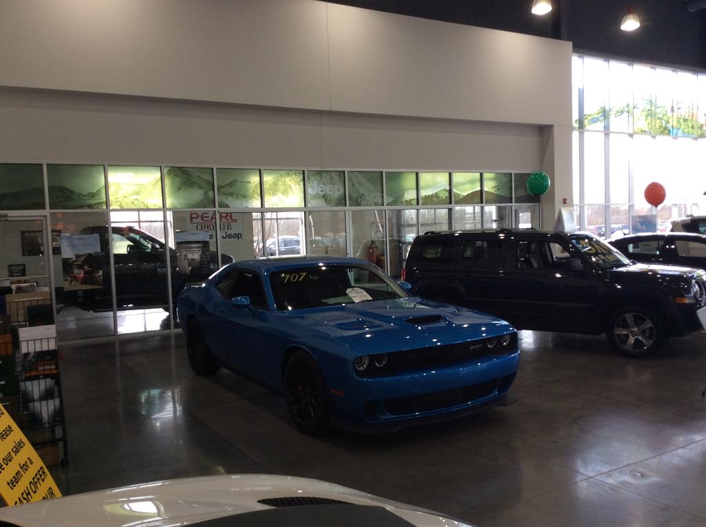 Dealership gallery photo 11