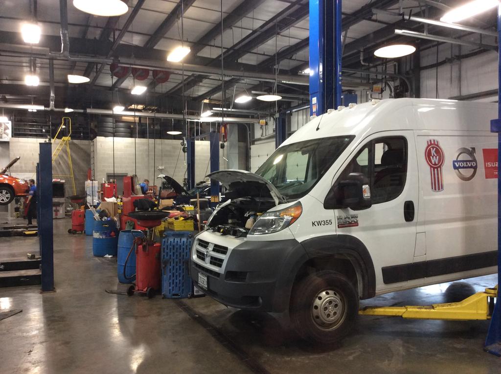 Dealership gallery photo 10