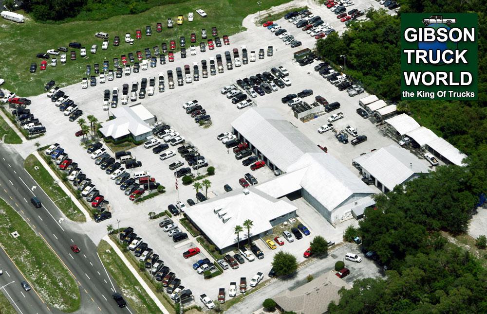 Dealership gallery photo 1