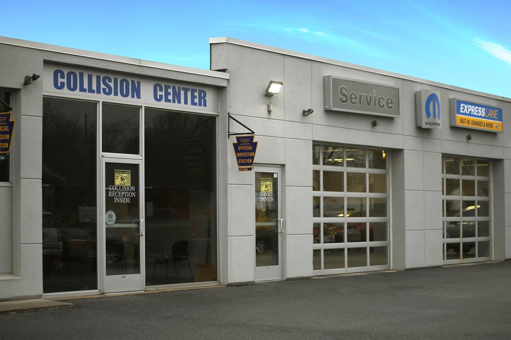 Dealership gallery photo 2