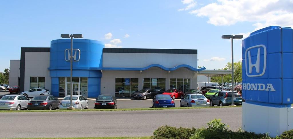 Dealership gallery photo 1