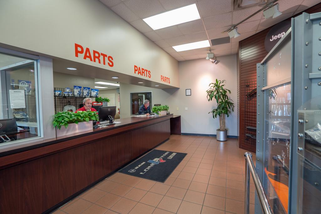 Dealership gallery photo 7