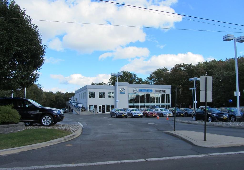 Dealership gallery photo 2