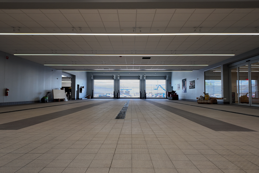 Dealership gallery photo 2