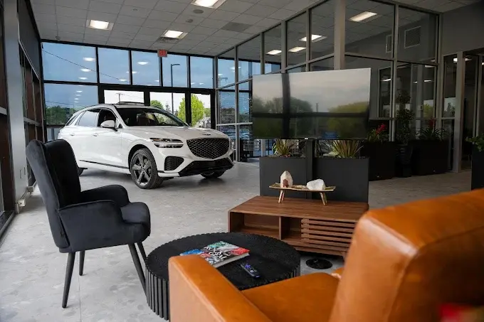 Dealership gallery photo 1