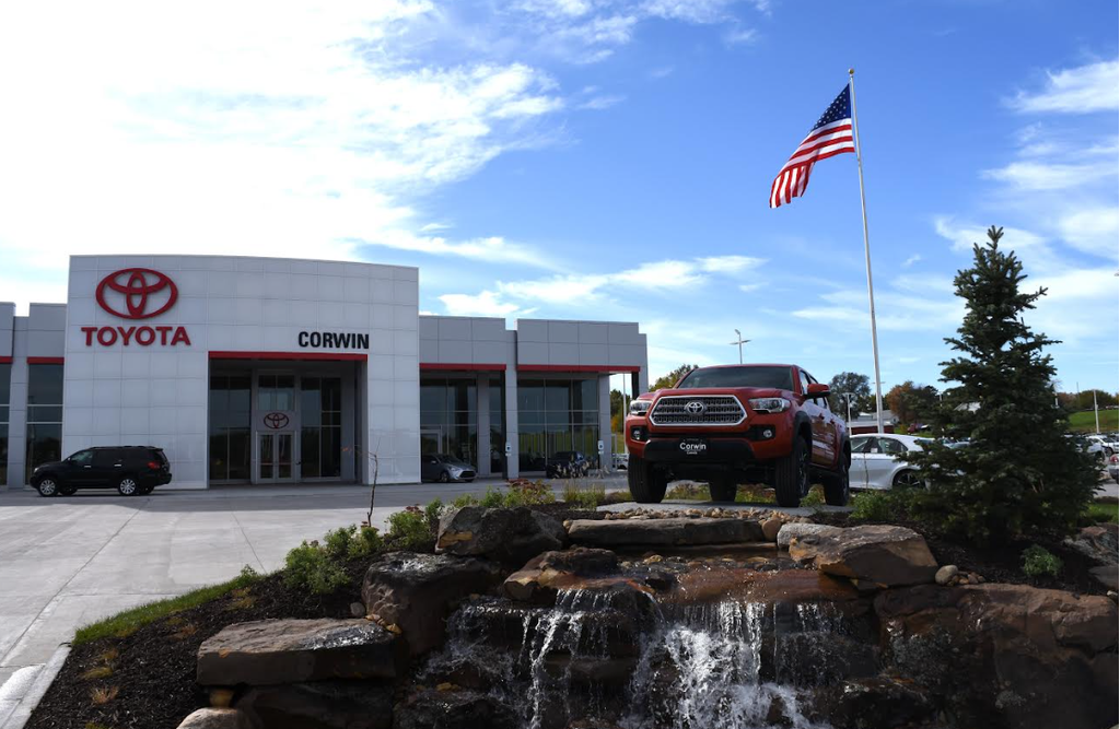 Dealership gallery photo 1