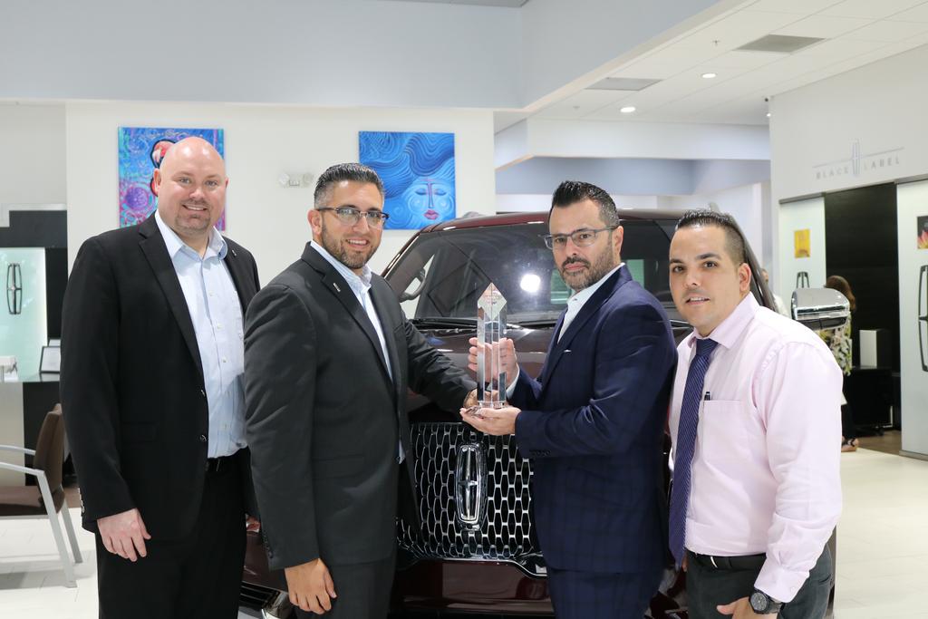 Dealership gallery photo 3