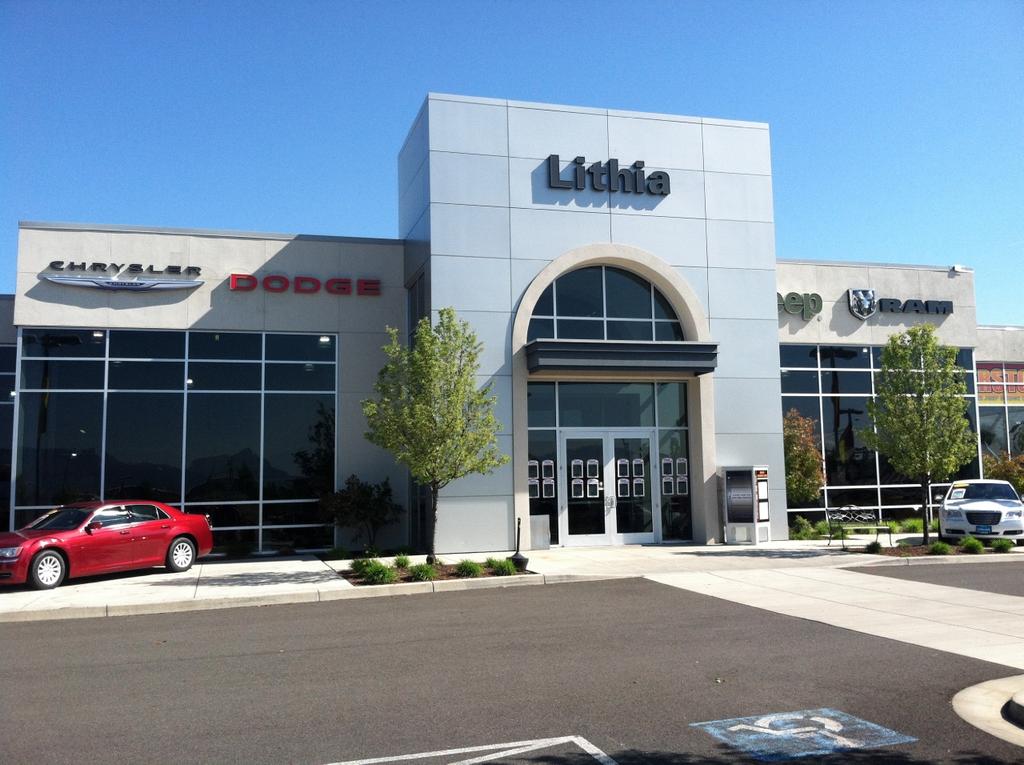 Dealership gallery photo 1