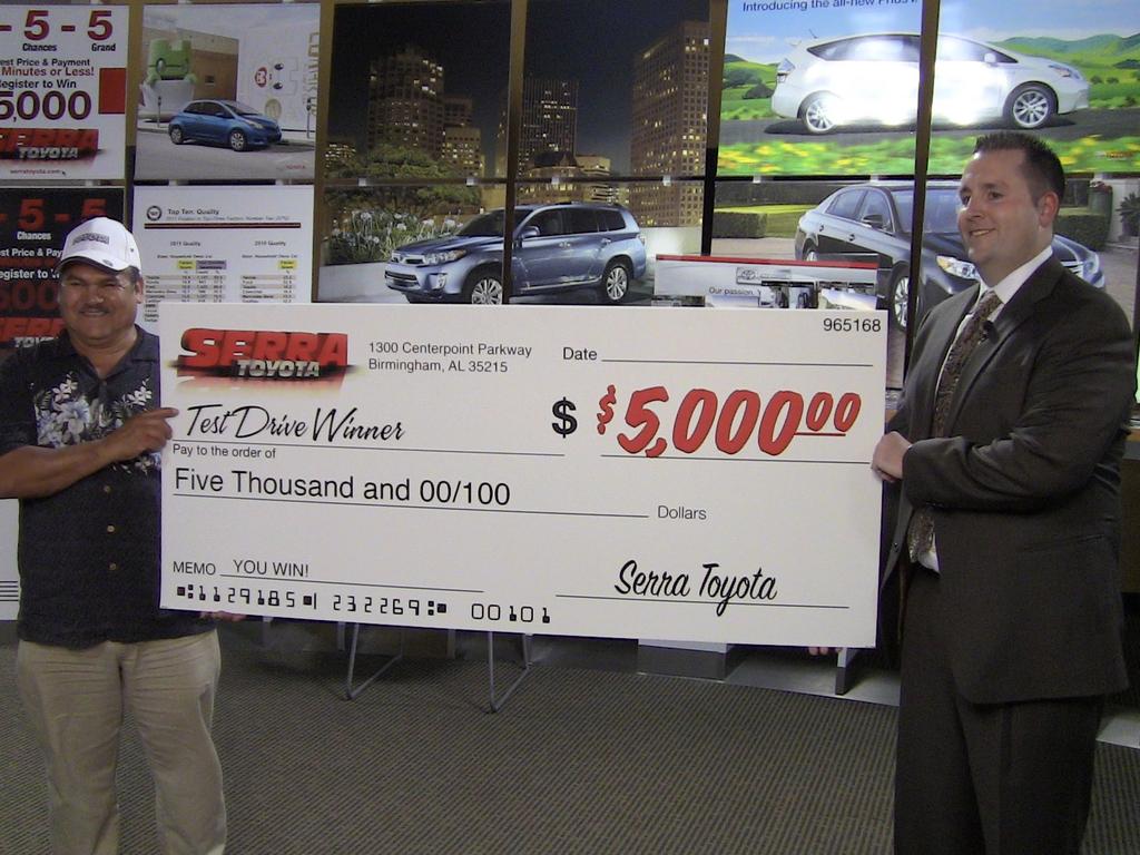 Dealership gallery photo 1