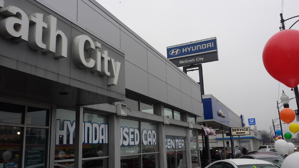 Dealership gallery photo 7