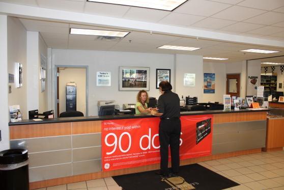 Dealership gallery photo 5