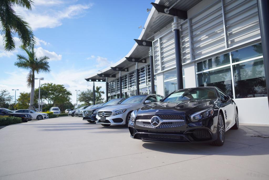 Dealership gallery photo 3