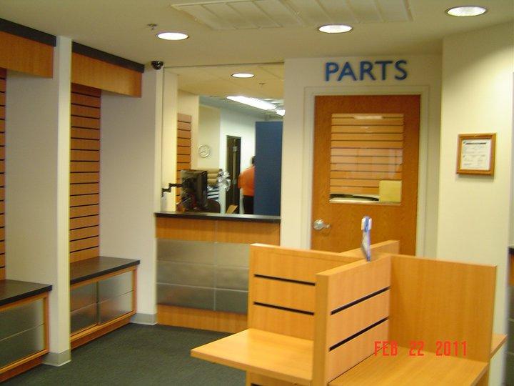 Dealership gallery photo 4