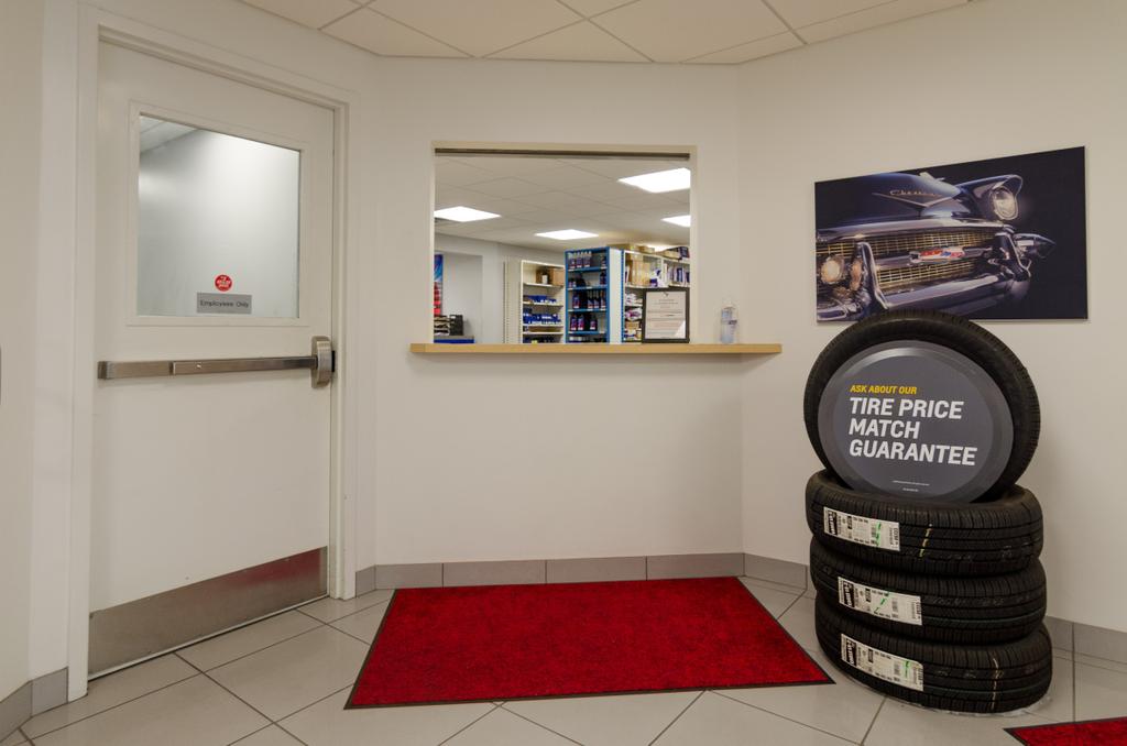 Dealership gallery photo 5