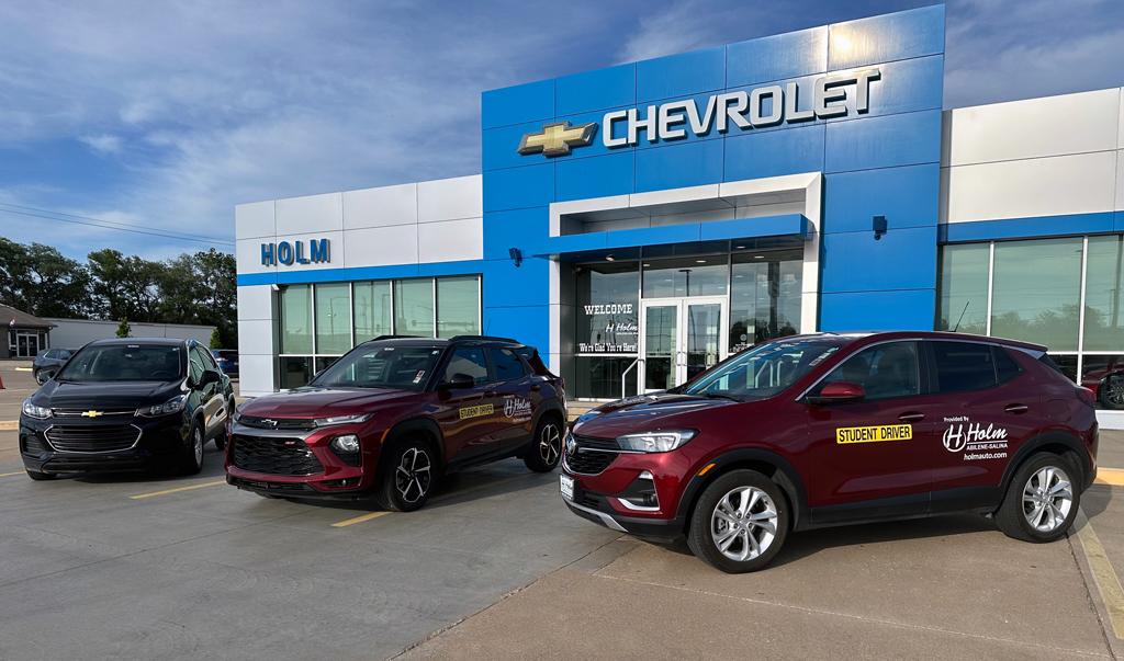 Dealership gallery photo 4