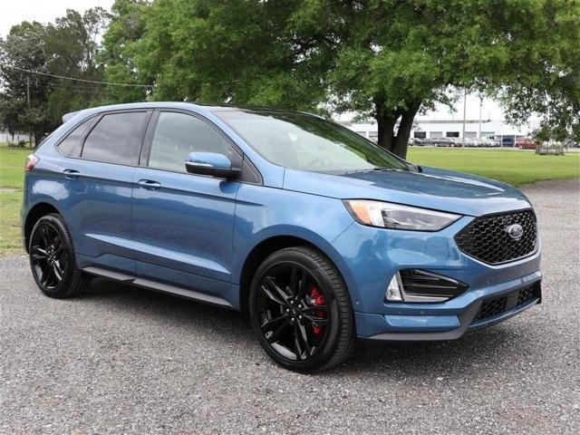 Dealership gallery photo 10