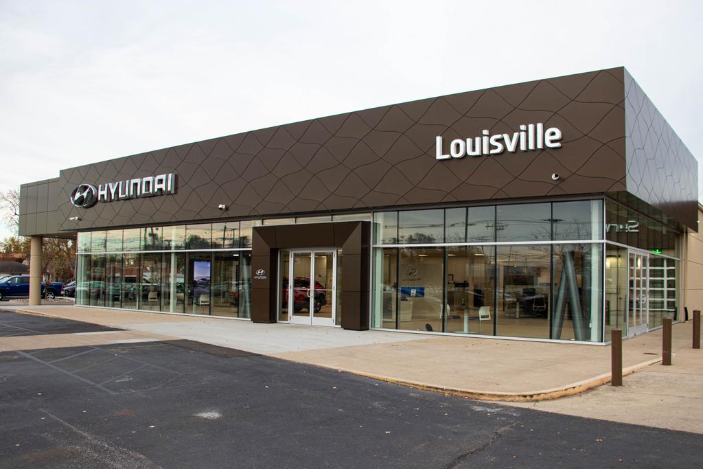 Dealership gallery photo 1