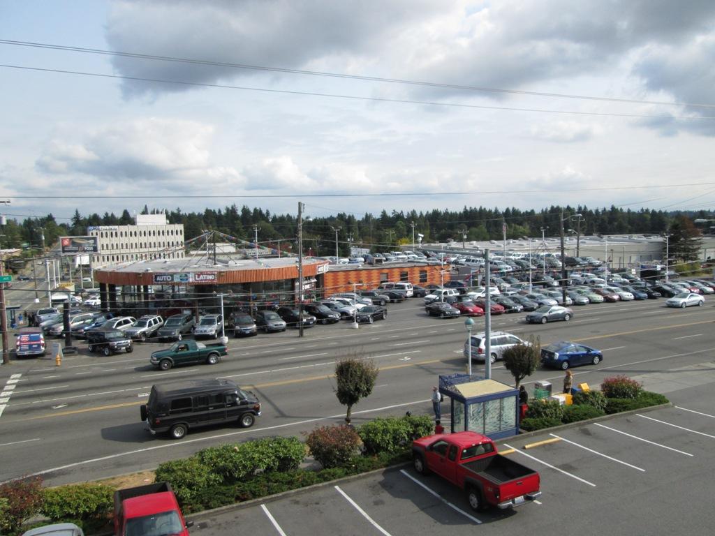 Dealership gallery photo 2