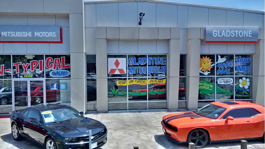 Dealership gallery photo 4