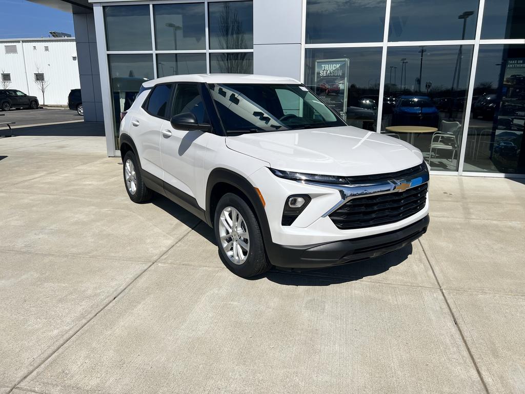 Dealership gallery photo 15