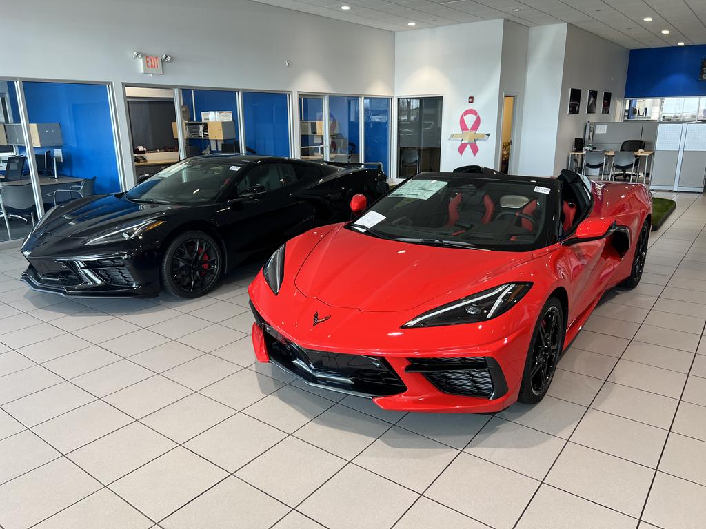 Dealership gallery photo 4