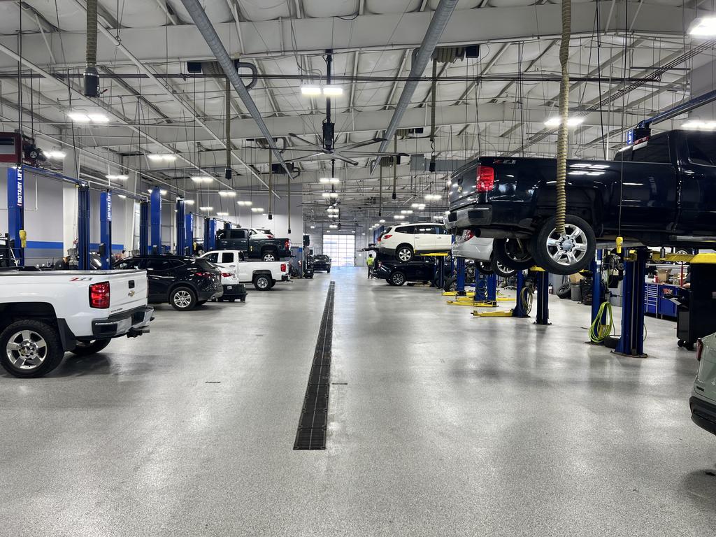 Dealership gallery photo 7