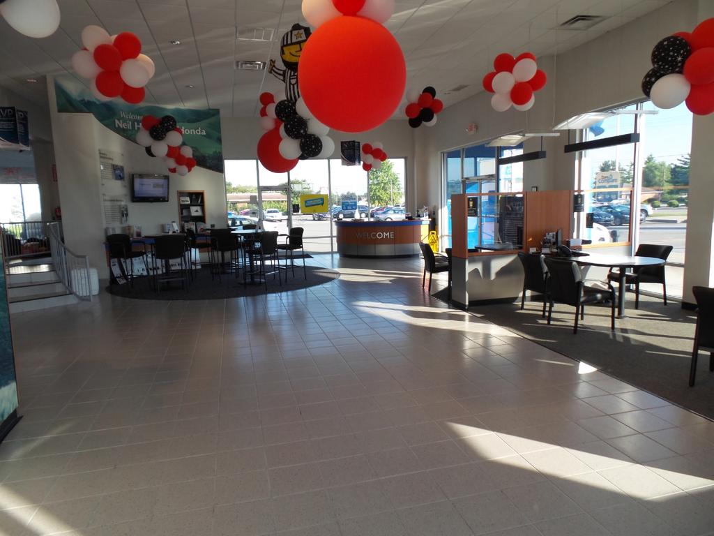 Dealership gallery photo 7