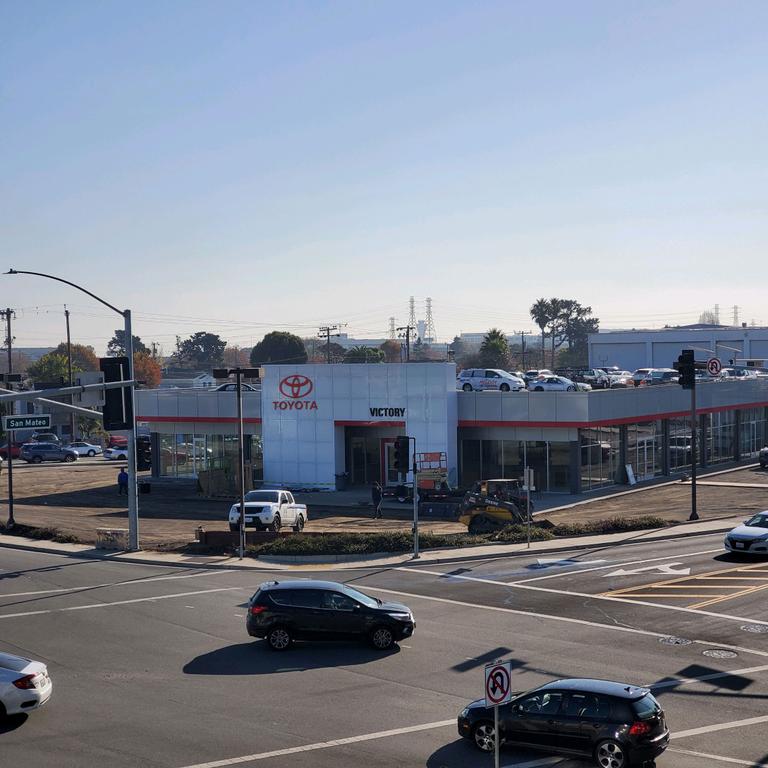 Dealership gallery photo 3