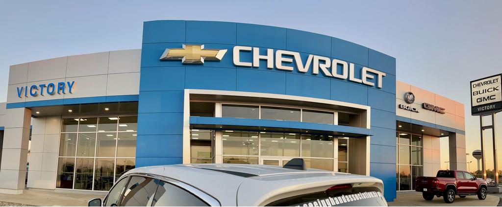 Dealership gallery photo 1