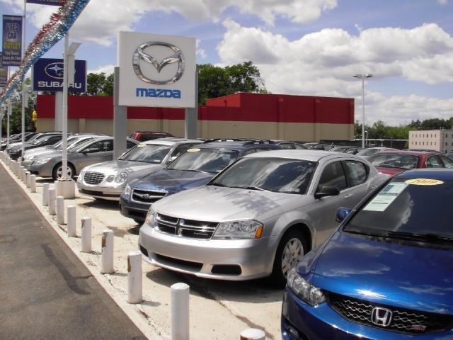 Dealership gallery photo 2