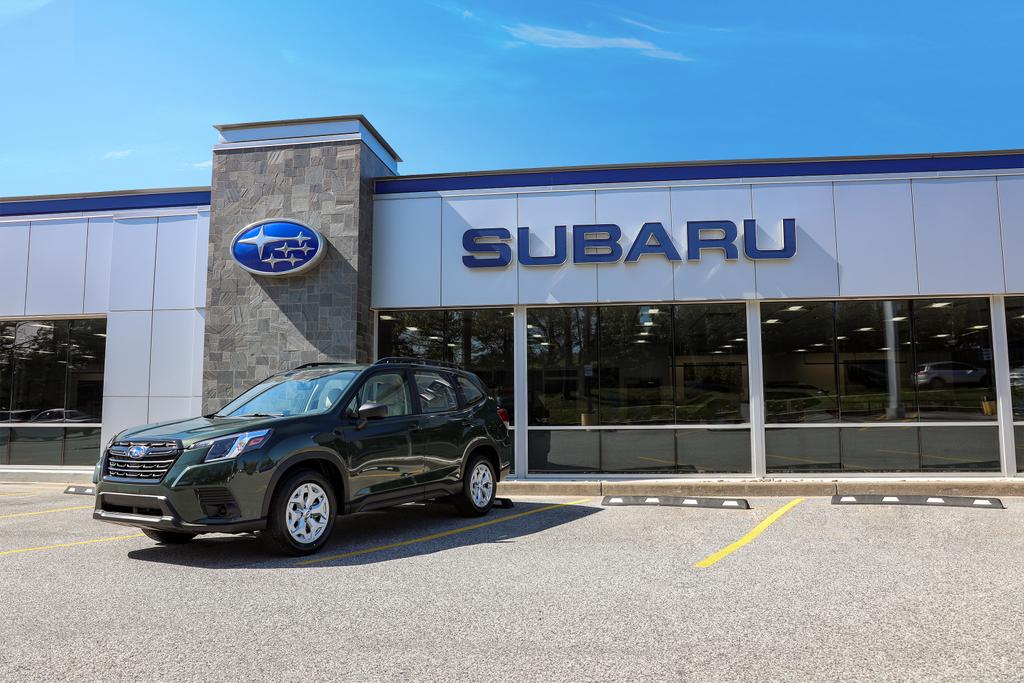 Dealership gallery photo 1