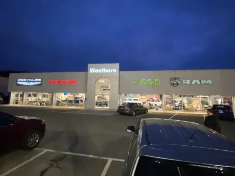 Dealership gallery photo 1