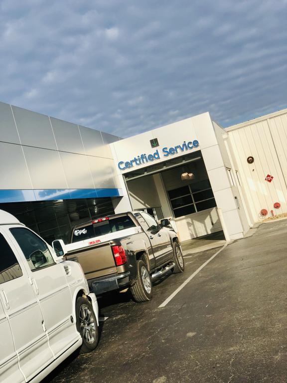 Dealership gallery photo 5