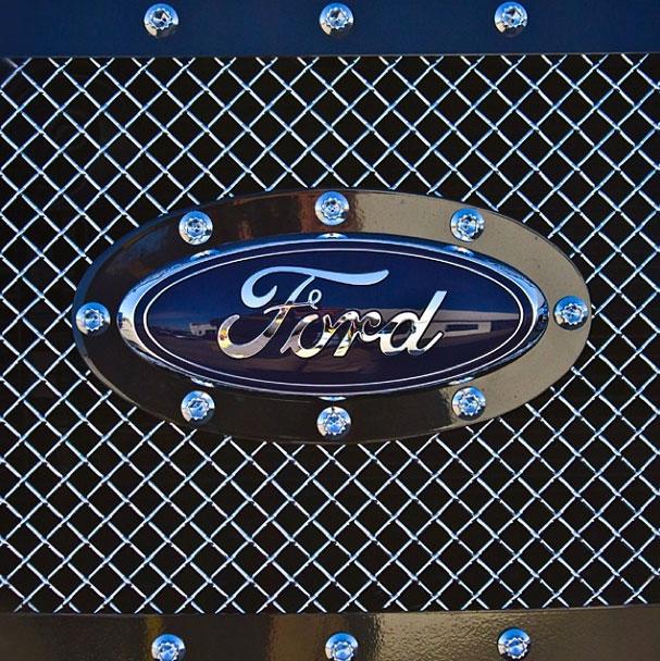 Dealership gallery photo 3