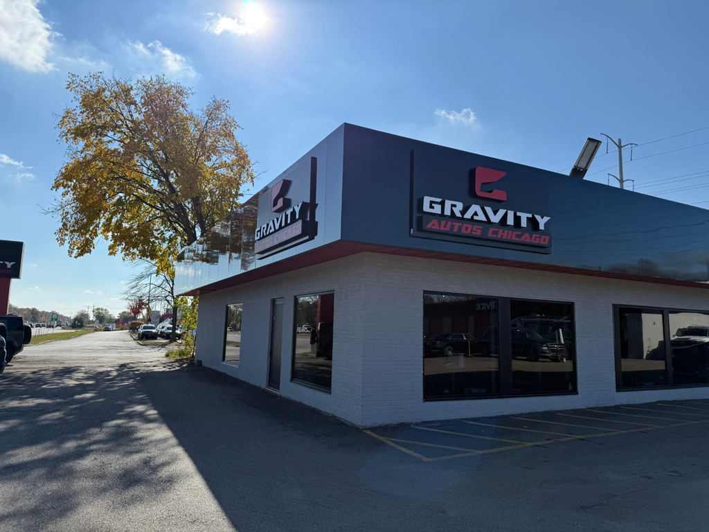 Dealership gallery photo 1