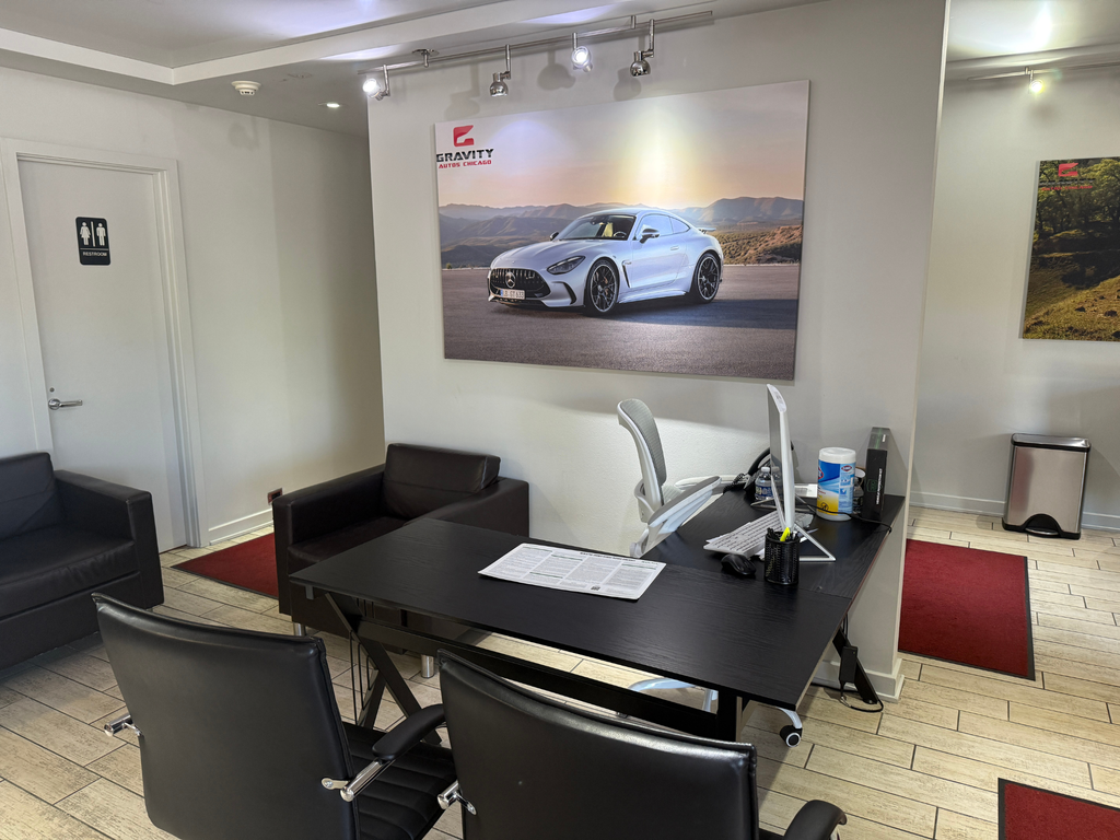 Dealership gallery photo 14