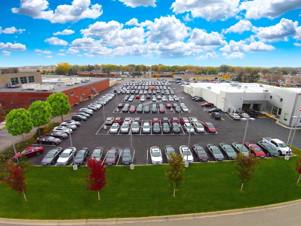 Dealership gallery photo 3