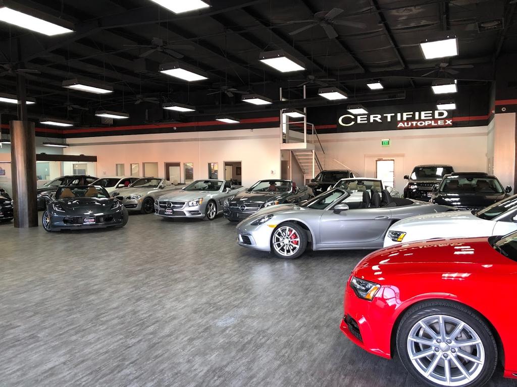 Dealership gallery photo 5
