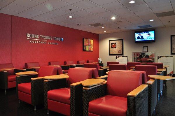 Dealership gallery photo 4