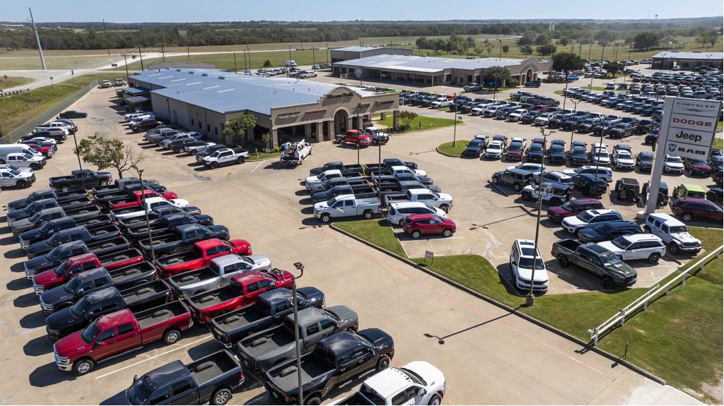 Dealership gallery photo 1