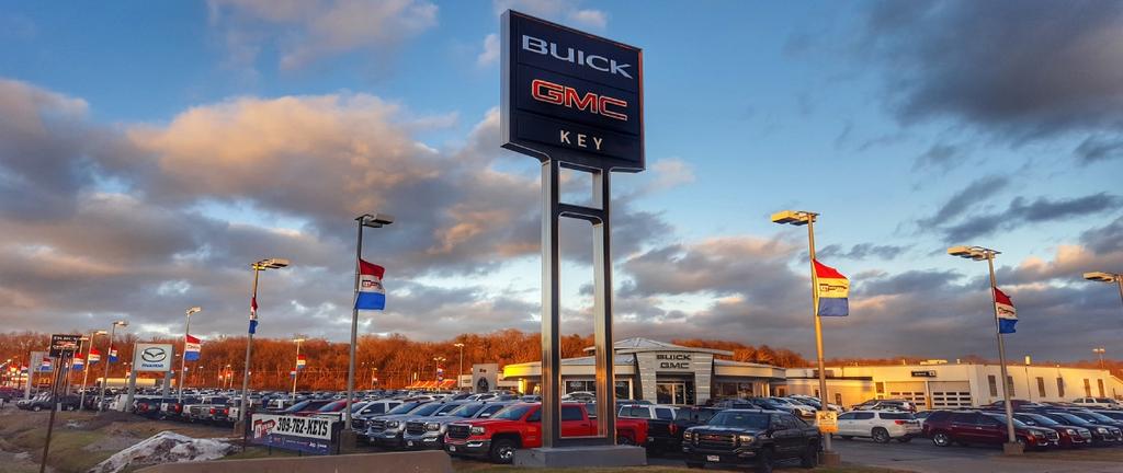 Dealership gallery photo 1