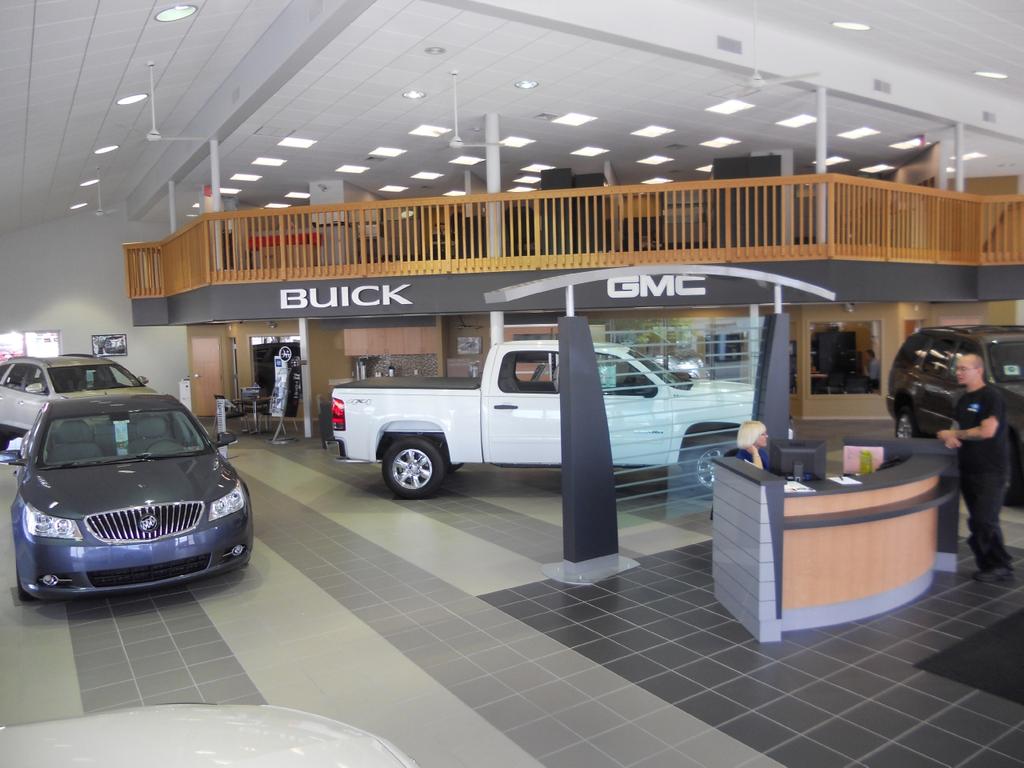 Dealership gallery photo 7