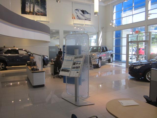 Dealership gallery photo 4