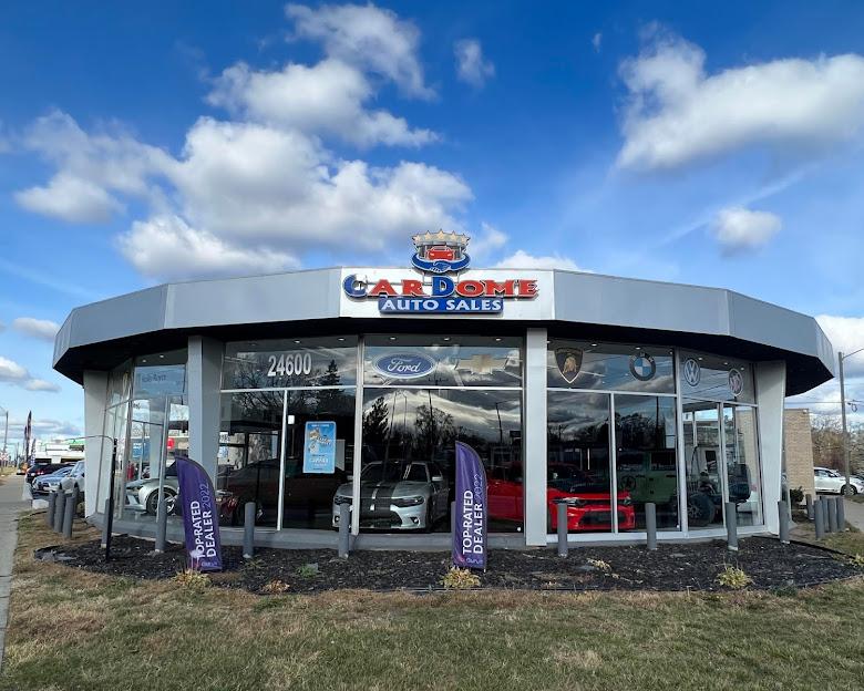 Dealership gallery photo 1