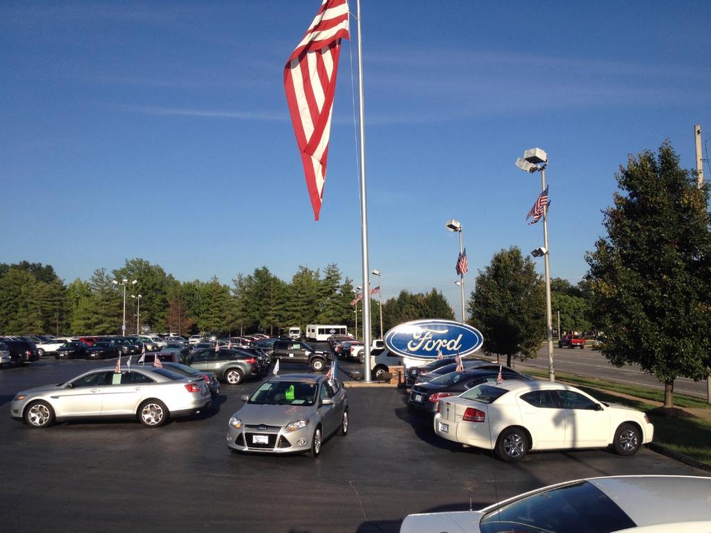 Dealership gallery photo 2