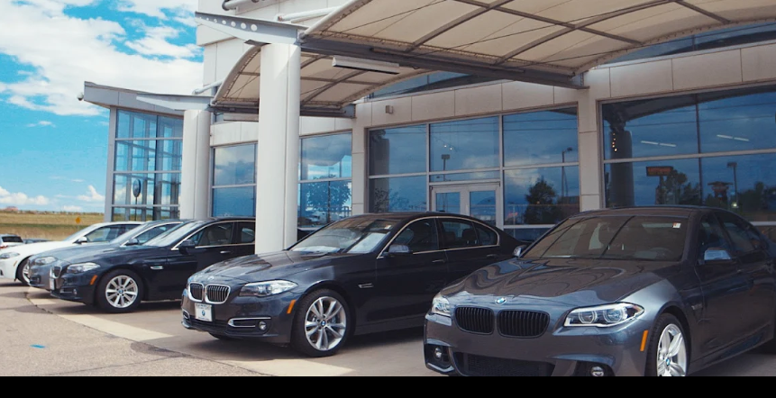 Dealership gallery photo 1