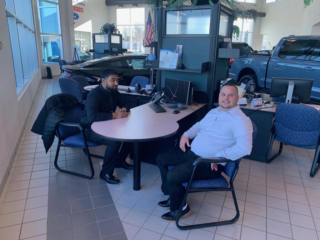 Dealership gallery photo 7