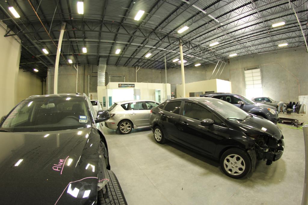 Dealership gallery photo 12