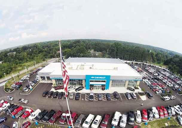 Dealership gallery photo 3