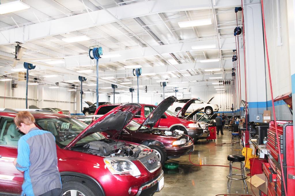 Dealership gallery photo 9